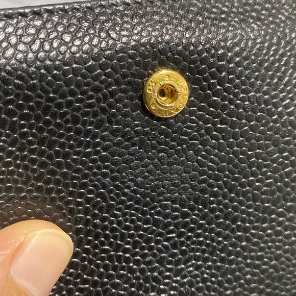 Chanel caviar wallet -converted to a WOC. Small and there is an insert included - Picture 4 of 17